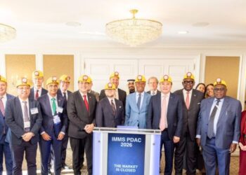 Hon. Yusif with PDAC Delegates (1)