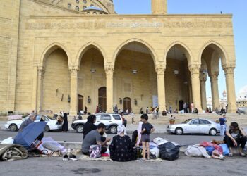 Over 500,000 people displaced in Lebanon