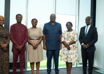 Mr. Simon Madjie, GIPC CEO, with Mrs. Edwina Atta-Sonno, Executive Secretary of CANCHAM, and Team