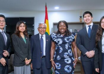 Hon. Elizabeth Ofosu-Adjare, Minister for Trade, Agribusiness, and Industry, with H.E. Hamazi Daipi, Singaporean High Commissioner, and Delegates