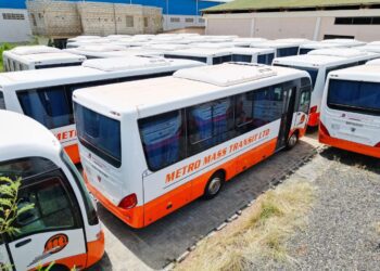 Transport Ministry inspects the new buses