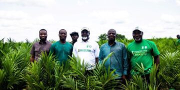 Dr. Andy Osei Okrah, TCDA CEO, with Dr. Isaac Danso, CSIR-OPRI Director, and Team at the Institute