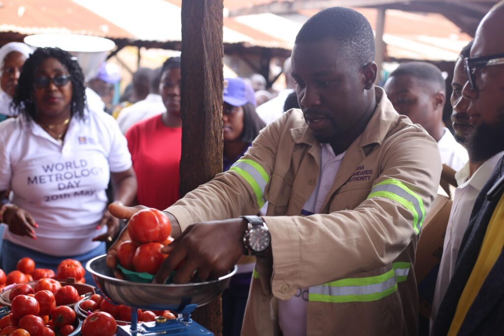 GSA Cracks Down On Retail Fraud in Techiman Market 2 GSA Officials in Techiman Market