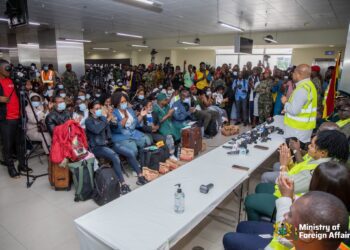 Minister for Foreign Affairs, Samuel Okudzeto Ablakwa welcoming Ghanaian evacuees from South Africa