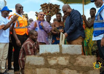 President Mahama at the launch of the Green City Housing Project in Dedesua