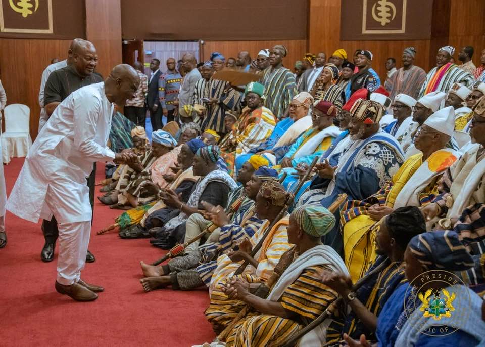 Mahama with Northern Regional House of Chief 4