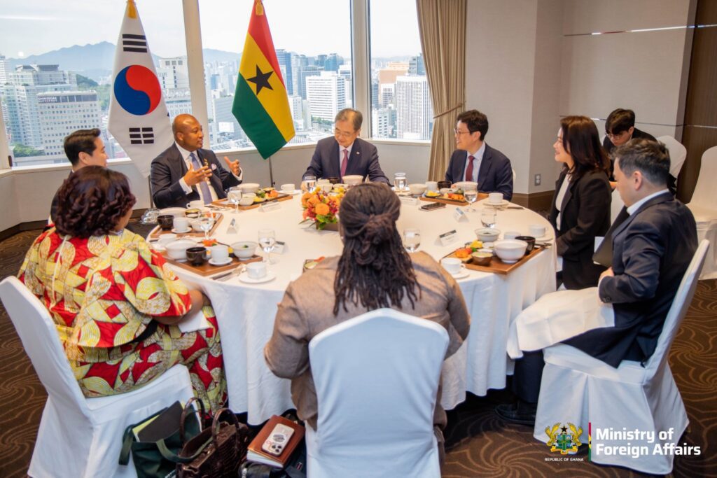 Ghana and Korea Sign Waiver 3