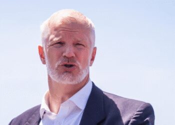 Al Carns Defends Resignation, Warns UK Unprepared for Future Threats 3 Former Armed Forces Minister, Al Carns