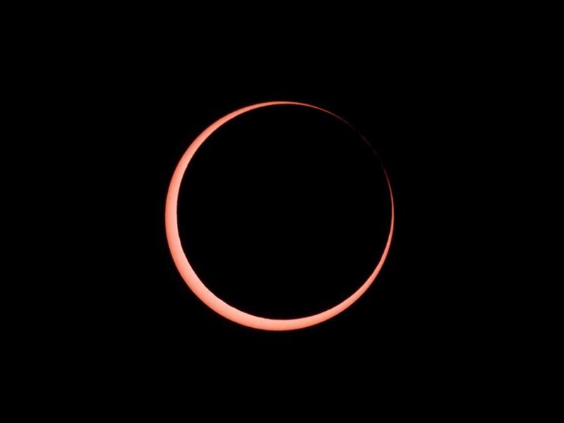 Millions Witness Dramatic Solar Eclipse as UK and Europe Experience Rare Celestial Spectacle 3 Solar Eclipse