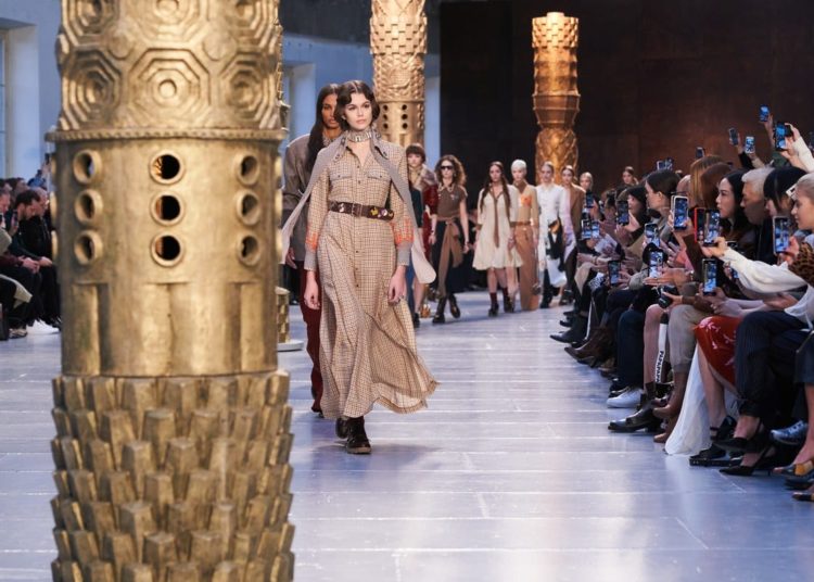 Paris Fashion Events Suffer Due to COVID-19 1 Paris Fashion