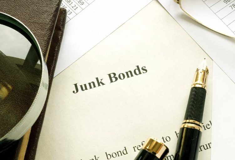 Africa’s Junk Bonds - Key investments areas with high returns 1 Seven of the 12 top-performing emerging-markets this quarter are in Africa.