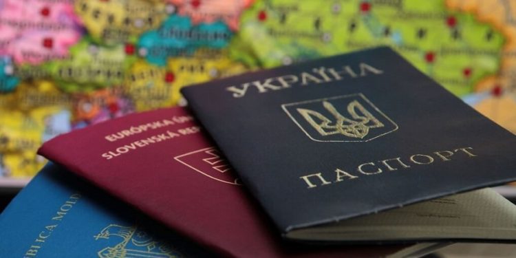 Freedom has a price: Dual Citizenship Firm targets Elite Nigerian's VAULTZ DAILY BRIEF 1 Henley & Partners Group, a citizenship and residency advisory firm