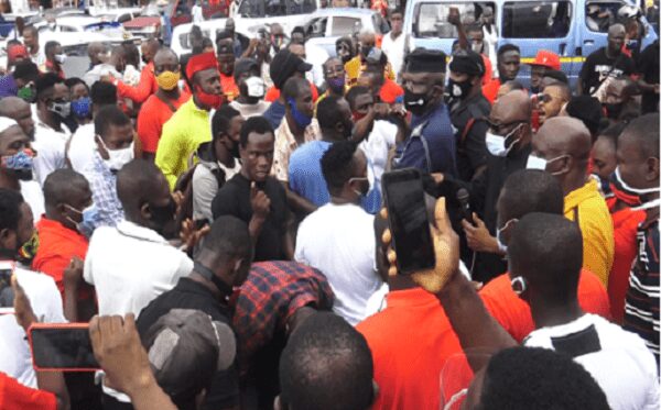 Confusion between traders compels GUTA to halt closure of foreign-owned retail shops at Tiptoe Lane 1 GT NEW 2 600x375 1