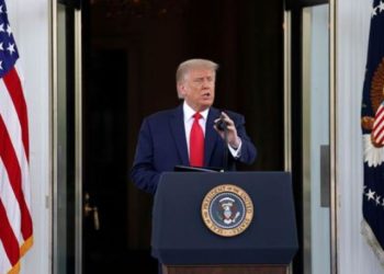 U.S. President Donald Trump delivers remarks at the North Portico of the White House.  REUTERS