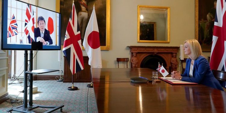 UK strikes agreement with Japan to secure first post-Brexit trade deal 1 International Trade Secretary, Liz Truss hailed a 'historic moment. Image credit:10 Downing Street