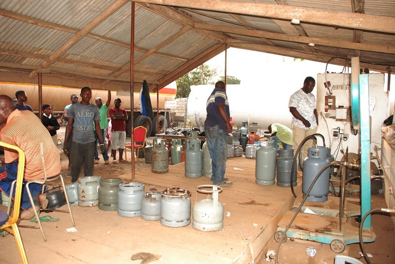 The Cylinder Recirculation Program is not a fiasco – Hassan Tampuli 2 People queueing for gas at a station