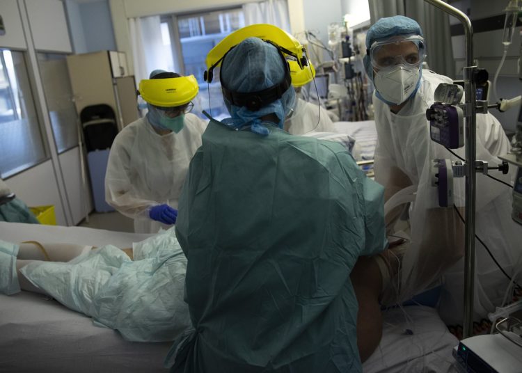 Belgian doctors with coronavirus asked to keep working 1 Image: Reuters