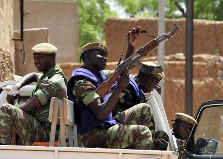 Attackers kill 25 displaced civilians in Burkina Faso 1 Security forces in Burkina Faso have been battling militants for years. Image: Getty Images