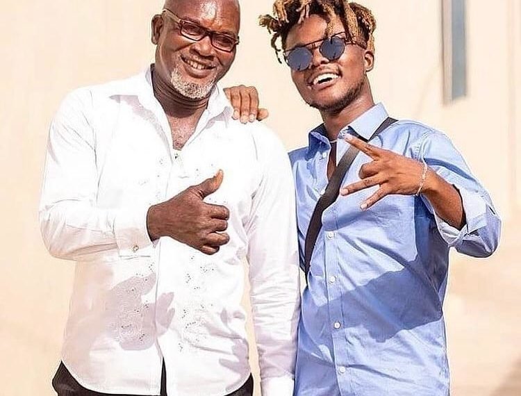 Ghanaian hip life artiste, Quamina MP, also known as Emmanuel Ato Quamina, has reportedly lost his father in a fatal accident on the Akosombo road in the Eastern Region