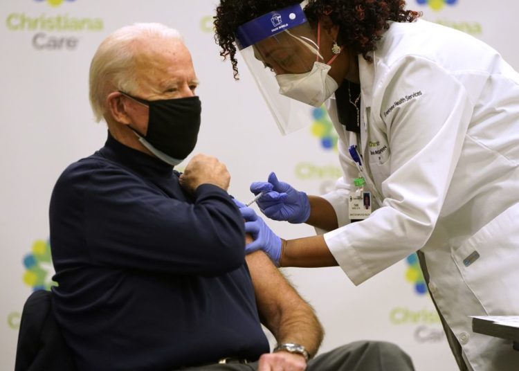 Joe Biden receives vaccine as US surpasses 18 million cases 1 Joe Biden receives vaccine as US surpasses 18 million cases