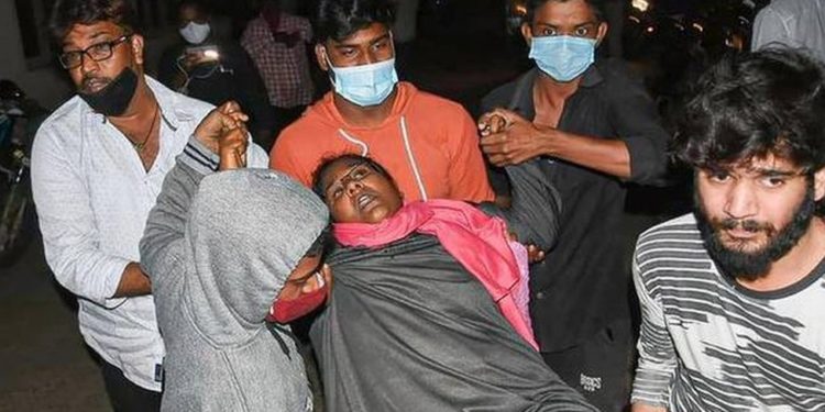 India: Mystery illness kills one, hospitalizes 200 1 India: Mystery illness kills one, hospitalizes 200