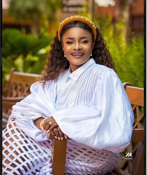 I NEARLY COMMMITED SUICIDE-OHEMAA MERCY 1 Gospel sensation and songwriter Mercy Twum- Ampofo, who is popularly kown as Ohemaa Mercy, has recounted how she nearly committed suicide by stabbing herself but for the timely intervention of a Christian brother