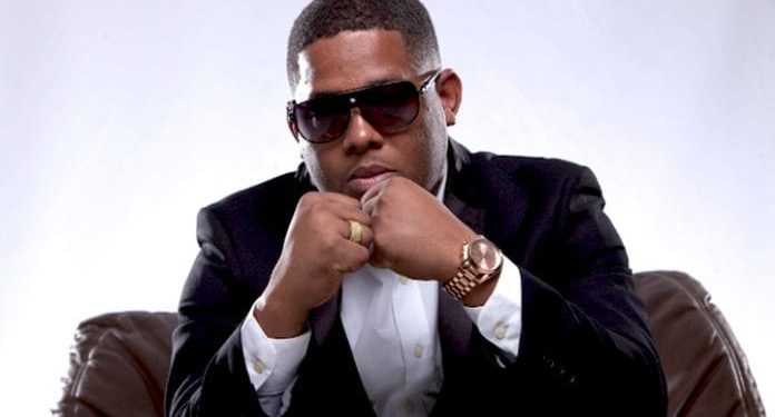 D Black set to launch his radio station 1 Award-winning Ghanaian hip-hop and afrobeat artiste, Desmond Kwesi Blackmoore, better known as DBlack has advised upcoming artists to appreciate the smallest help even if they grow to be big shots in the industry.