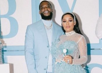 Keyshia Ka'oir Davis, the wife of popular hip-hop rapper, Gucci Mane, shared a post to her Instagram story revealing that she received 1million dollars as the outlandish push present from her husband.