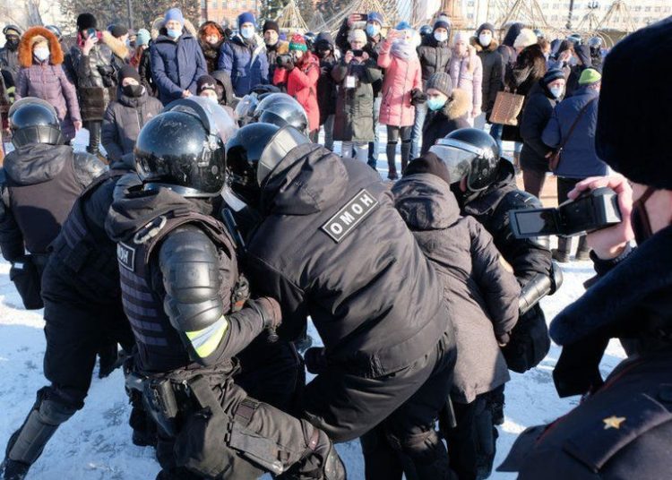 Russia: Over 200 people arrested amid nationwide protests after Navalny arrest 1 Russia: Over 200 people arrested amid nationwide protests after Navalny arrest
