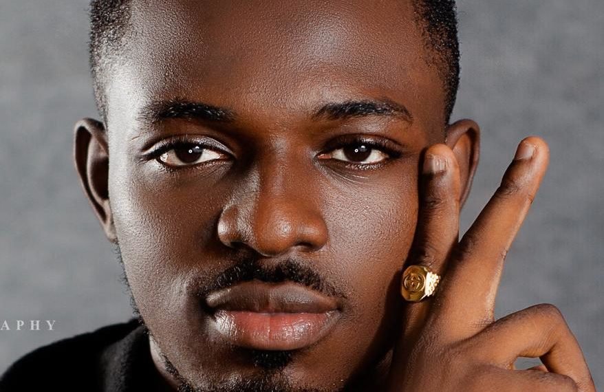 COMEDIAN WARIS ASSURES FANS OF HIS RECOVERY. 1 COMEDIAN WARIS ASSURES FANS OF HIS RECOVERY.