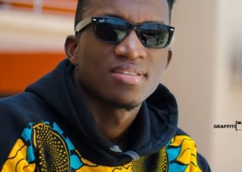 Kofi Kinata, has advised that creatives be pushed into parliament. The 'Susuka' hitmaker made this assertion during an interview