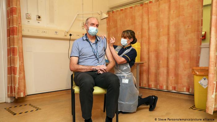 UK rolls out Oxford-AstraZeneca vaccine 2 prof