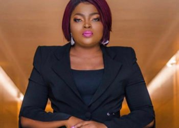 330B5104 AA2A 43C7 8EA5 5D96B4306543