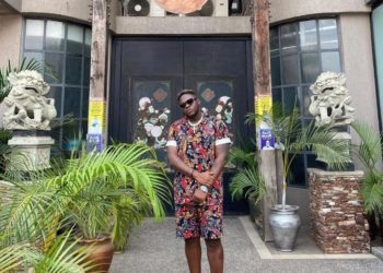 MEDIKAL CANCELS DINNER WITH FANS 10 Medikal has canceled his dinner meeting with some of his fans due to the ban placed on the number of people who should gather at a social event.