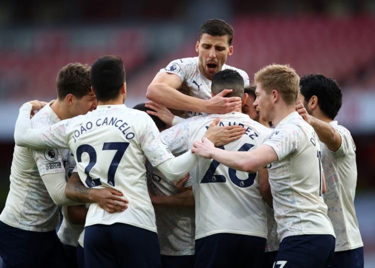 EPL Review: Manchester City beat Arsenal 1-0 at the Emirates 1 EPL Review: Manchester City beat Arsenal 1-0 at the Emirates