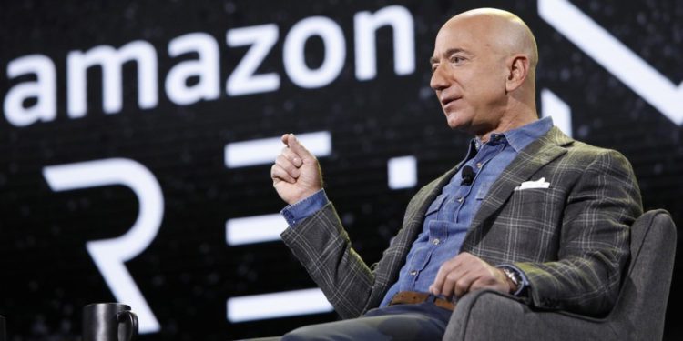 Amazon founder Jeff Bezos to step down as CEO later this year 1 Amazon founder Jeff Bezos to step down as CEO later this year