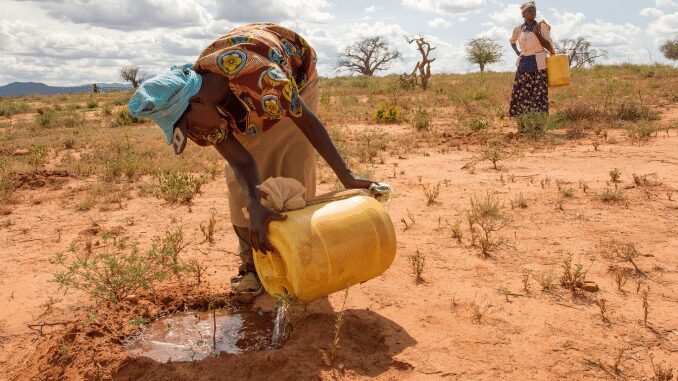 climate change women 678x381 1