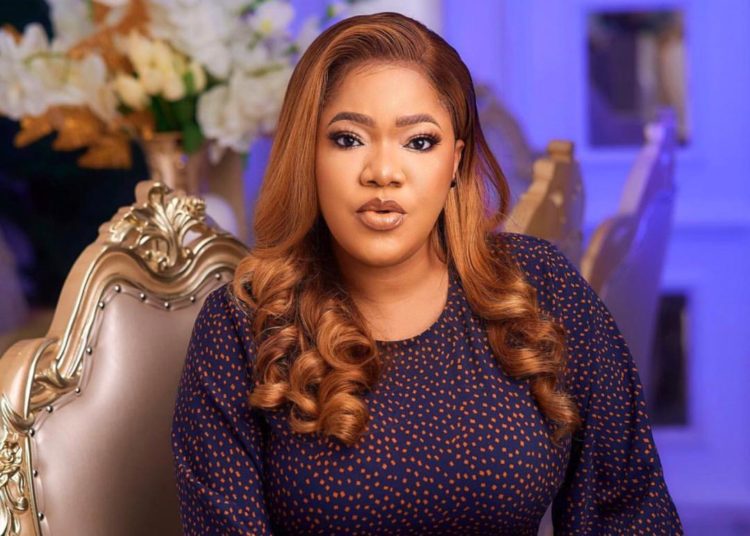 Toyin Abraham Empowers 5 'Toyin Titans' 1 Toyin Abraham, has cautioned against snide remarks about successful women in Nollywood as some men are attributing their wealth to their sexuality.