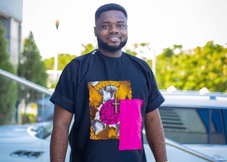 WE HAVE A BIGGER CALLING THAN MONEY- KOFI PEPRAH 1 Ghanaian gospel singer Kofi Peprah has intimated that even though there is a lack of financial support in the gospel music fraternity