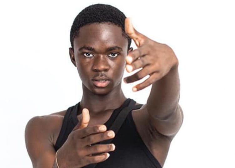 Yaw Tog has set a new record as he is now the first Ghanaian musician to ever reach 1 million streams for his music video on YouTube within the first three days of release.