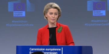 European parliament formally approves Brexit deal