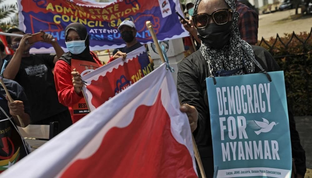 Myanmar coup leaders urged to end killings at ASEAN meeting 1 Myanmar coup leaders urged to end killings at ASEAN meeting