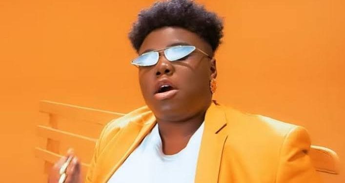 Teni has had her latest album 'Wondaland' amass two million streams on Boomplay. The music streaming app shared the exciting information