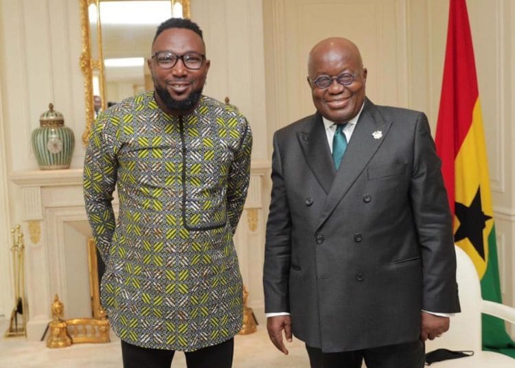 Francis Clottey, who is the official videographer of the President has called out celebrity photographers TwinsDntBeg for lying about working with President Nana Akufo-Addo.