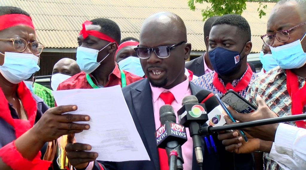 Senior Staff Association threatens to intensify strike 1 The National Chairman of Senior Staff Association of Universities of Ghana (SSA-UoG), Mr Zakaria Mohammed, has revealed that lecturers will resume strike if their demands from government are not met.