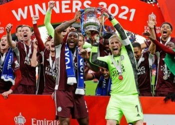 Weekend review: Leicester beat Chelsea to lift FA Cup for first time