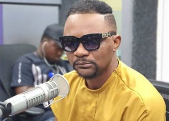 Entertainment pundit and artist manager, Mr. Logic has averred that Lynx Entertainment and Kuami Eugene must sue Oduma Essan for defamation.