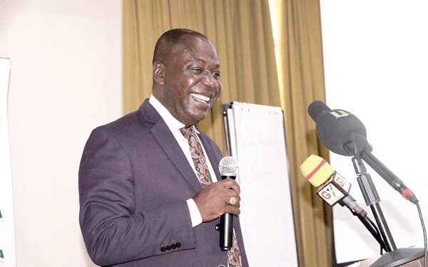 MoFA discounts claims of inadequate fertilisers for farmers 1 Director of Crops Services at the Ministry of Agriculture, Seth Osei-Akoto, has discounted claims by farmers that there are inadequate fertilisers in the market.