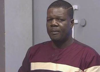 Rockson-Nelson Dafeamekpor apologizes to Deputy Majority Leader 2 Member of Parliament for South Dayi, Rockson-Nelson Dafeamekpor, has disclosed that the privileges committee in parliament has no power to make decisions in parliament, especially with the issue of absenteeism before the House.