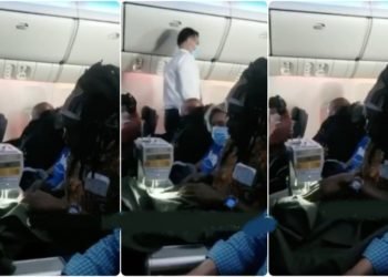 Shocking as Tailor seen working with sewing machine on a plane mid-air 1 Shocking as Tailor seen working with sewing machine on a plane mid-air An unidentified man has been captured in a viral video working with his sewing machine on plane mid-air.